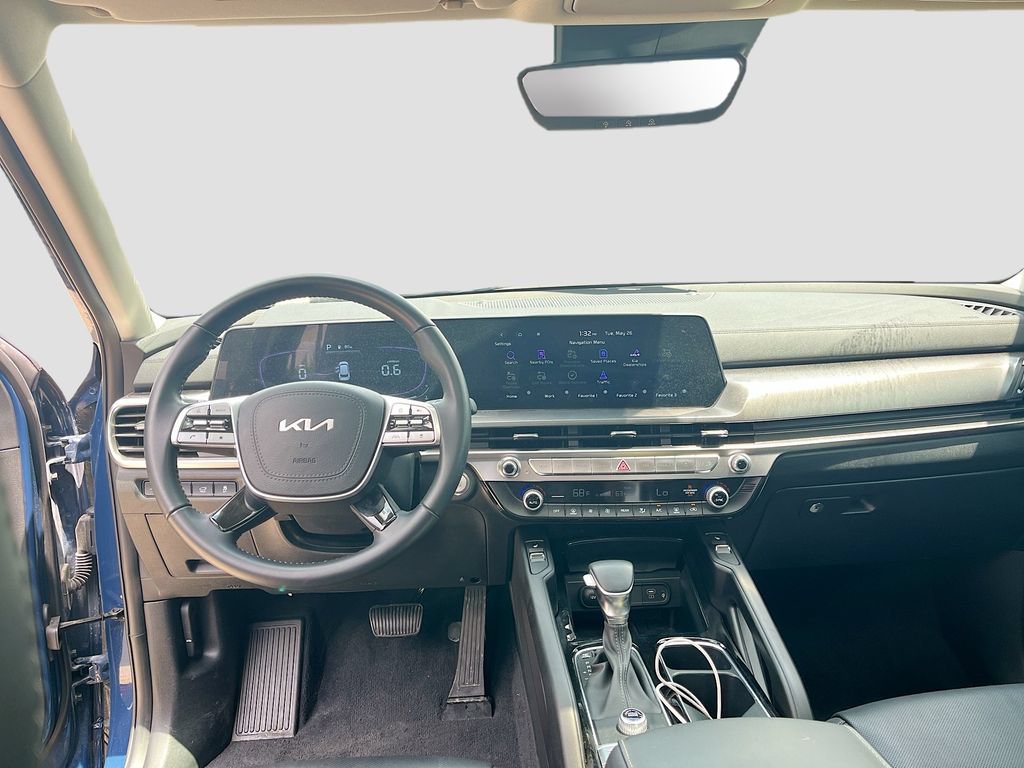 Used 2025 Kia Telluride S FWD image 24