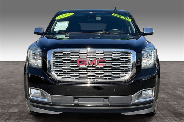 Used 2019 GMC Yukon Denali w/ Denali Ultimate Package image 3