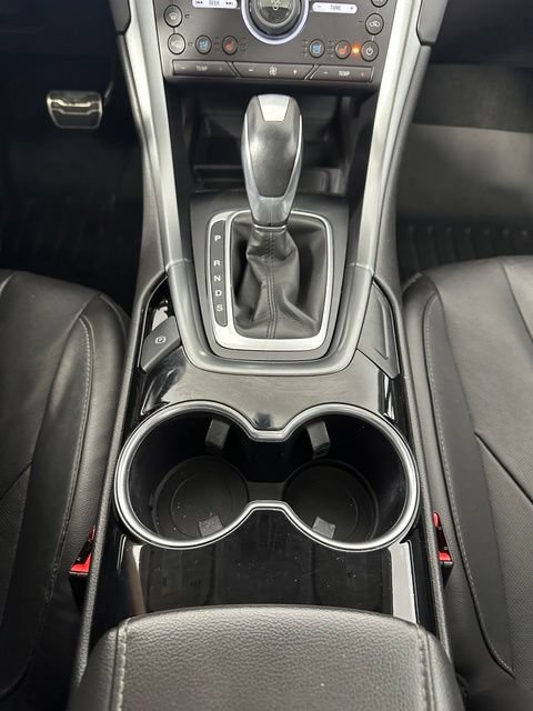 Used 2016 Ford Fusion Titanium FWD image 22