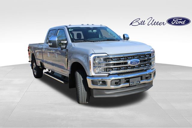 New 2026 Ford F350 Lariat w/ Chrome Package image 2