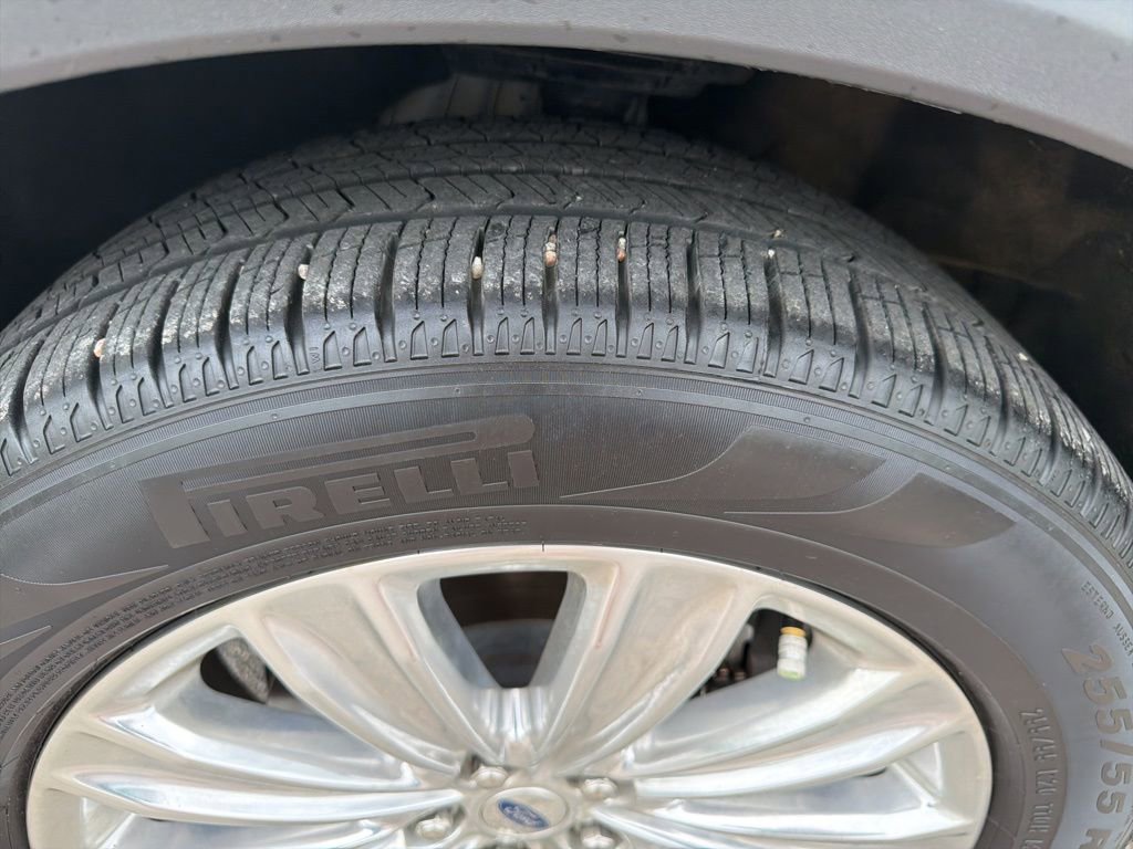 Used 2020 Ford Explorer Limited image 10