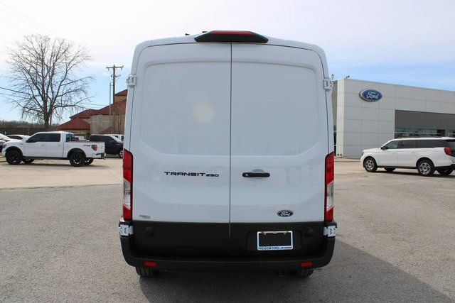 New 2026 Ford Transit 250 148 Medium Roof w/ Load Area Protection Package RWD image 5