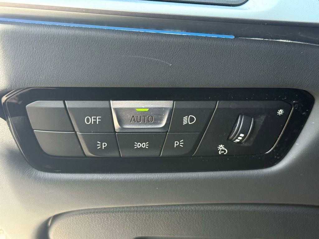 Used 2024 BMW M4 Coupe w/ Executive Package image 31