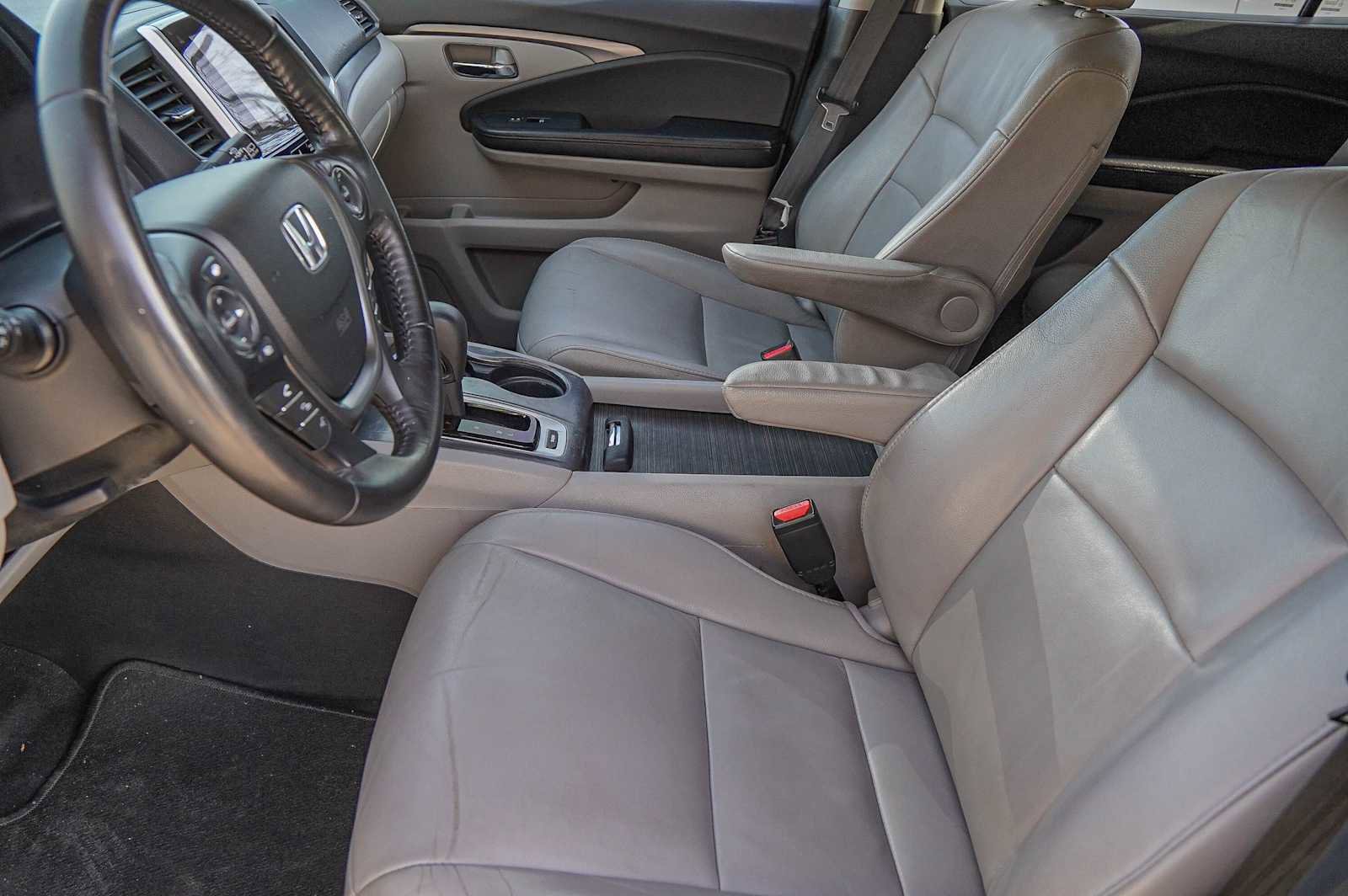 Used 2017 Honda Pilot EX-L image 10