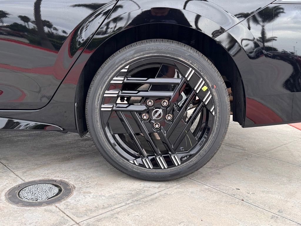 New 2026 Nissan Sentra SR w/ Floor Mat Package image 8