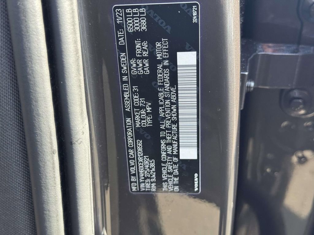 Certified 2024 Volvo XC90 T8 Plus w/ Protection Package Premier image 16