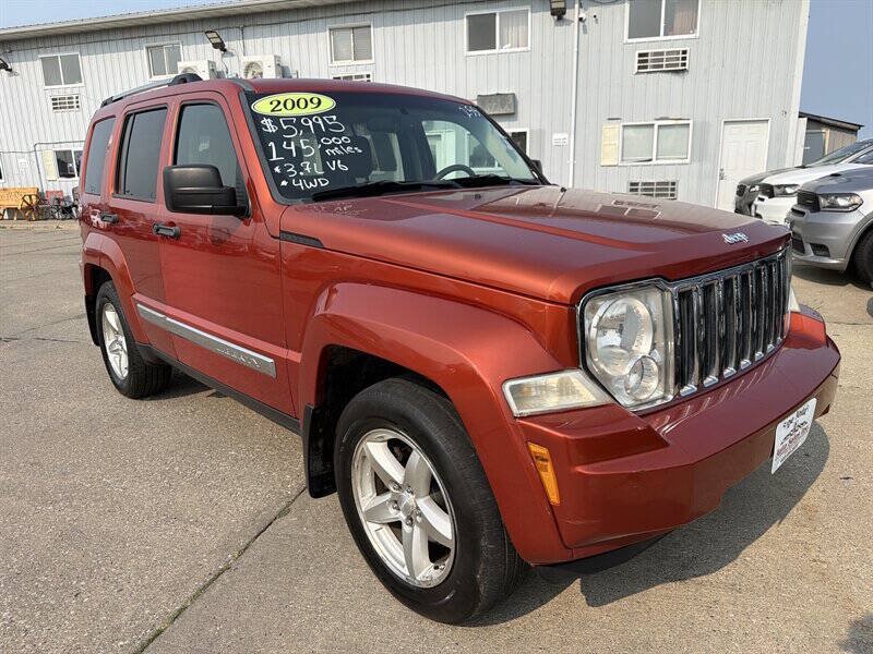 Used 2009 Jeep Liberty Limited AWD/4WD image 7