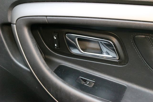 Used 2012 Ford Taurus SEL FWD image 8