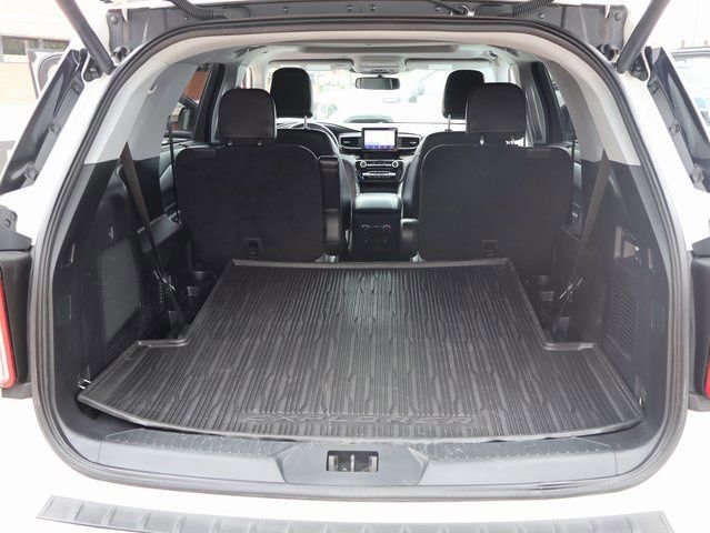 Used 2021 Ford Explorer Limited w/ Hybrid Equipment Group 310A AWD/4WD image 17