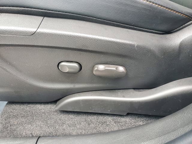 Certified 2022 Chevrolet Trax LT w/ LT Convenience Package image 21