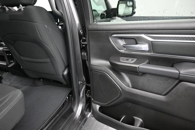 New 2026 RAM 1500 4x4 Crew Cab image 13