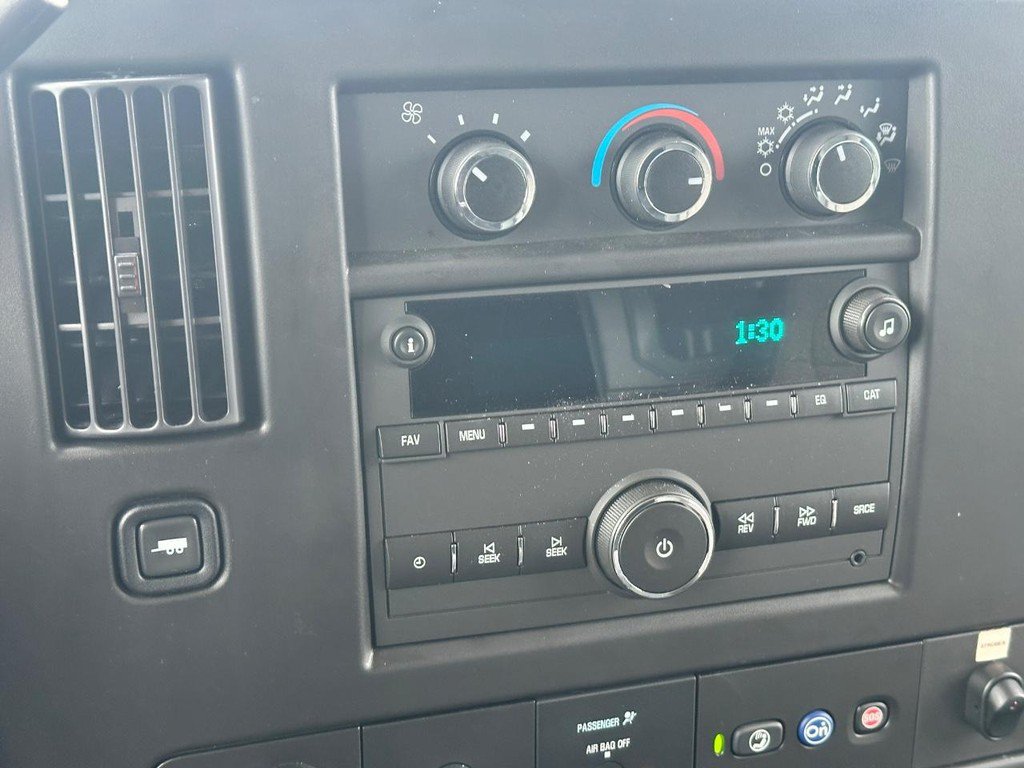 New 2024 GMC Savana 3500 w/ Power Convenience Package RWD image 8