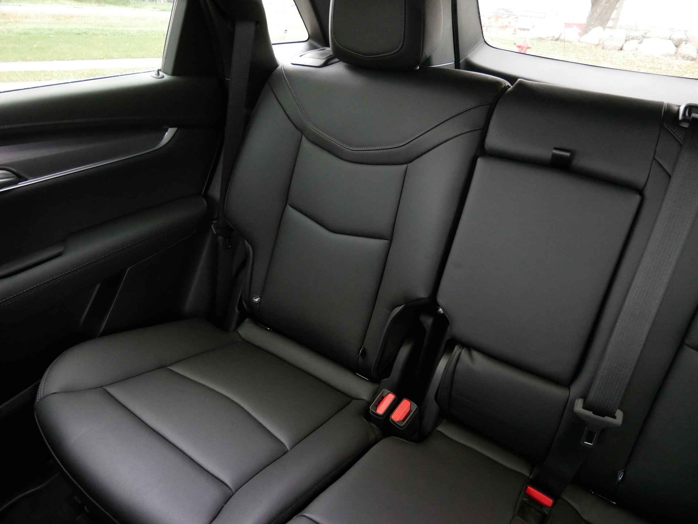 New 2026 Cadillac XT5 Luxury image 10