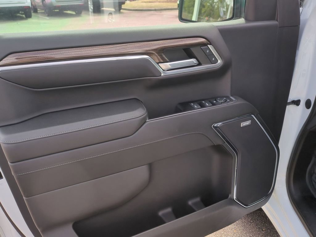 Used 2023 Chevrolet Silverado 1500 LT Trail Boss w/ LT Trail Boss Premium Package image 14