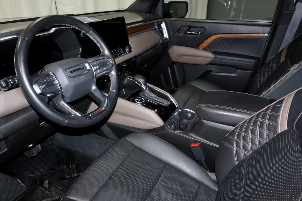 Used 2023 GMC Canyon Denali image 23