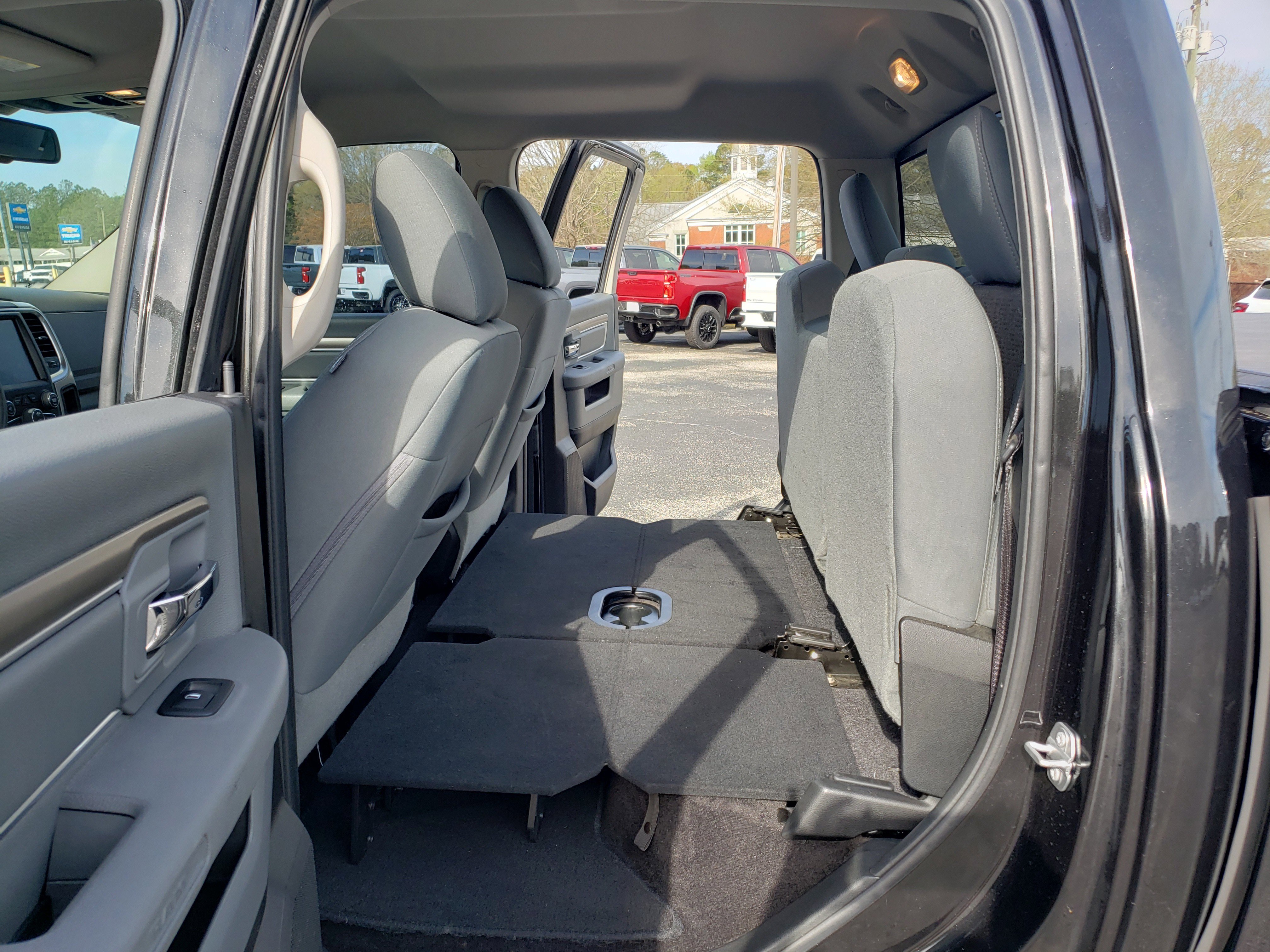 Used 2017 RAM 1500 Big Horn image 32