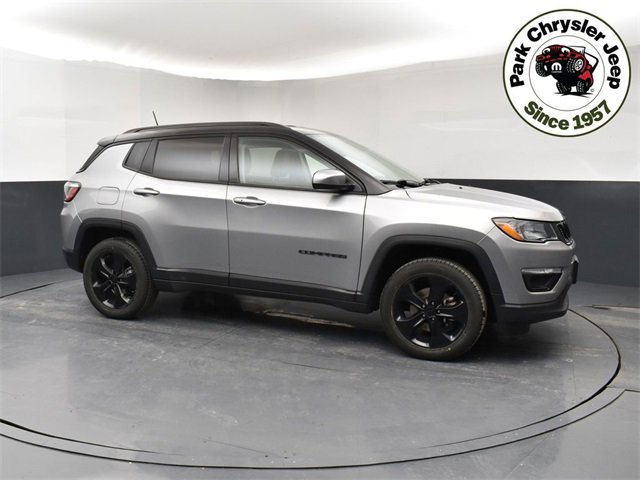Used 2020 Jeep Compass Latitude image 1