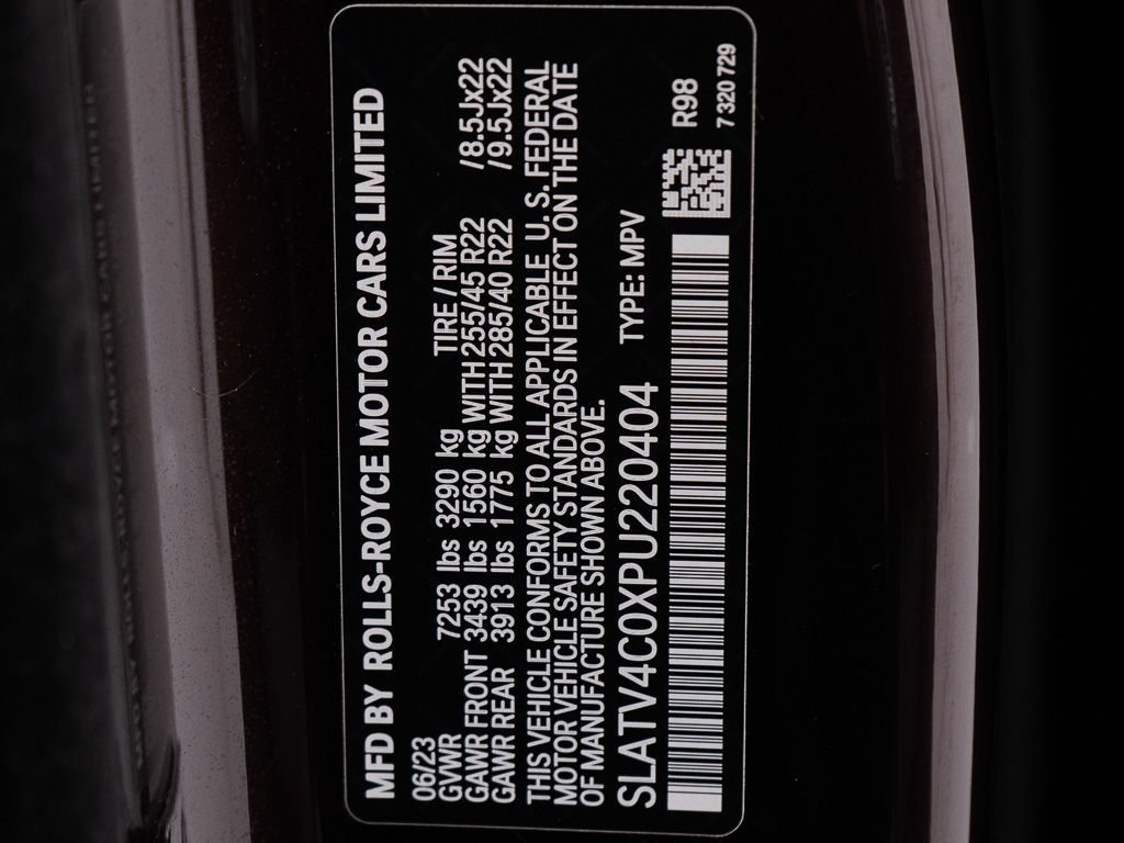 Certified 2023 Rolls-Royce Cullinan AWD/4WD image 58
