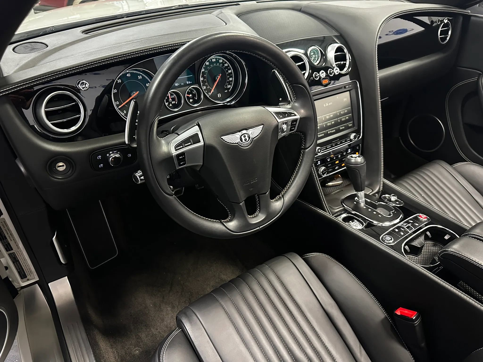 Used 2017 Bentley Continental GT image 10