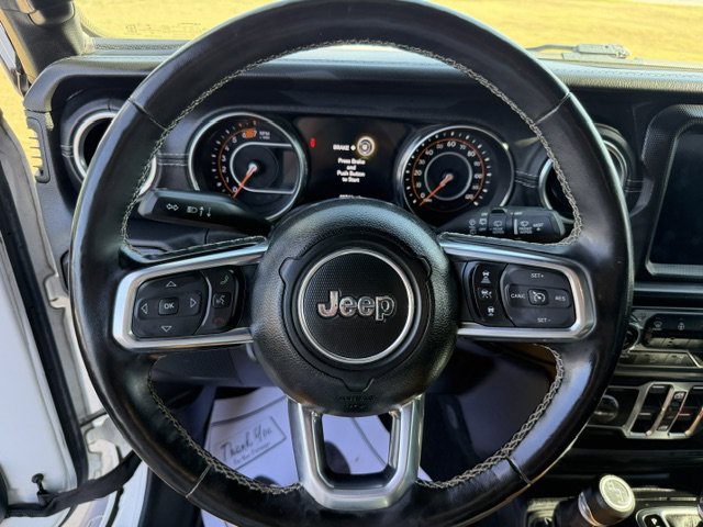 Used 2020 Jeep Wrangler Unlimited Sahara AWD/4WD image 11