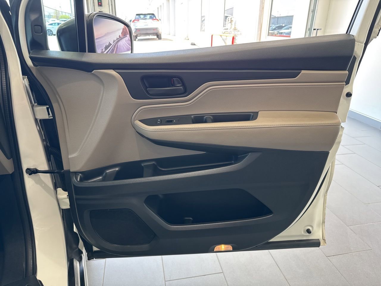 Used 2018 Honda Odyssey EX-L image 52