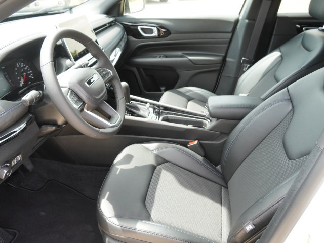 New 2026 Jeep Compass Latitude AWD/4WD image 19