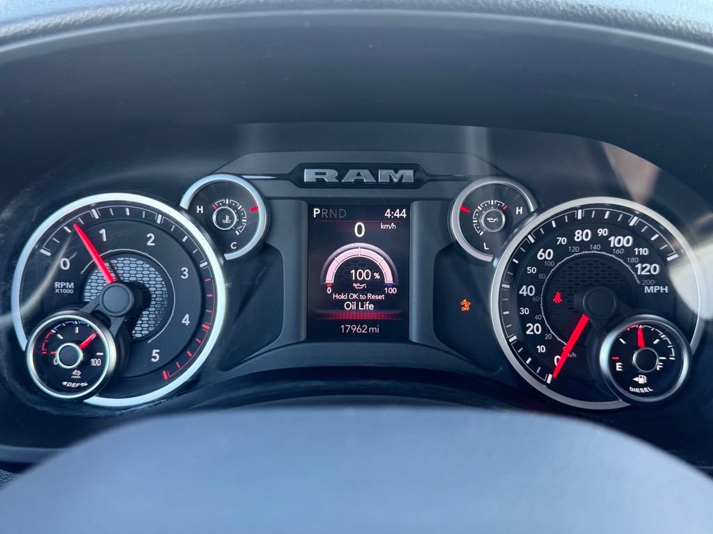 Used 2025 RAM 2500 Tradesman AWD/4WD image 9