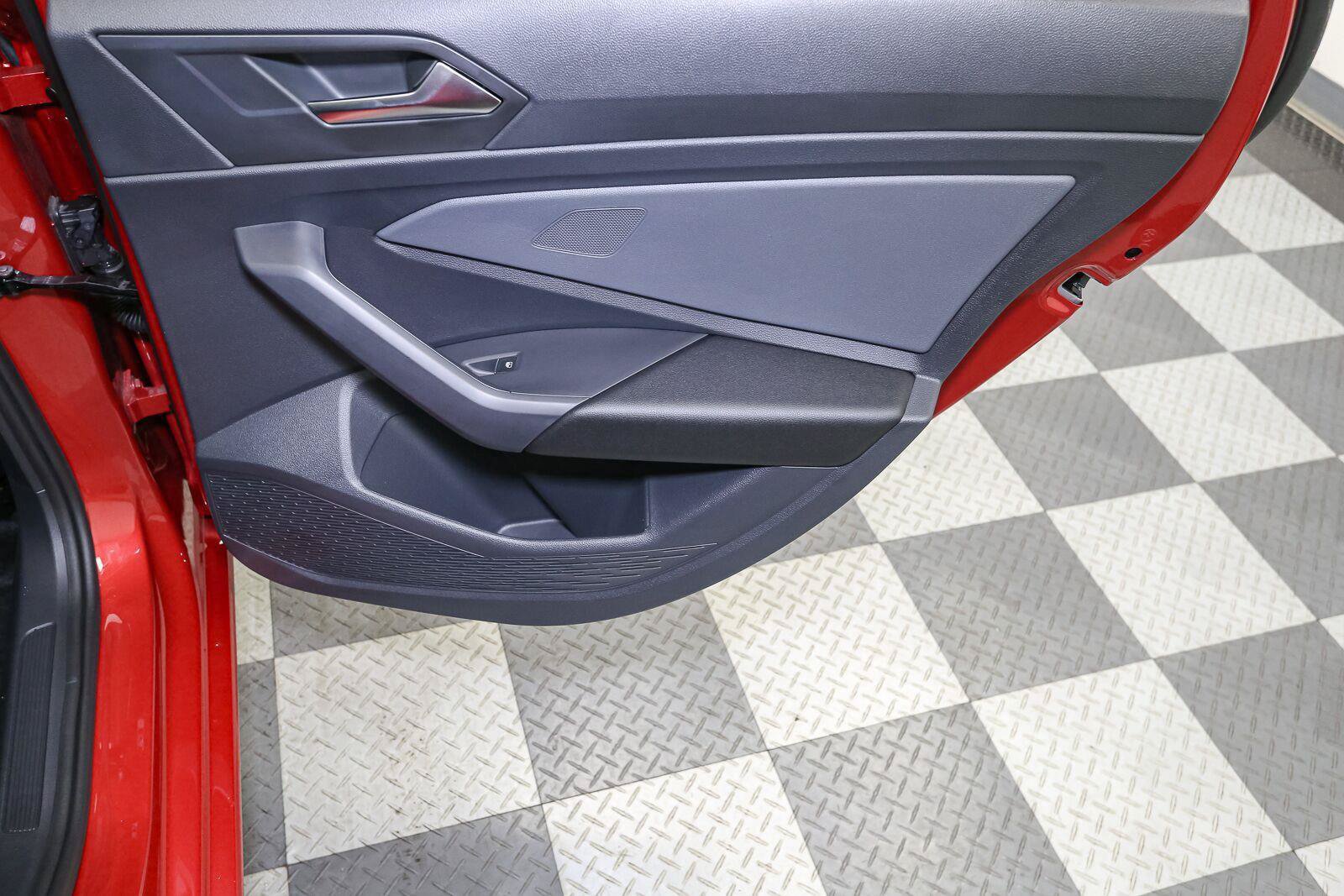 Certified 2026 Volkswagen Jetta SE FWD image 23