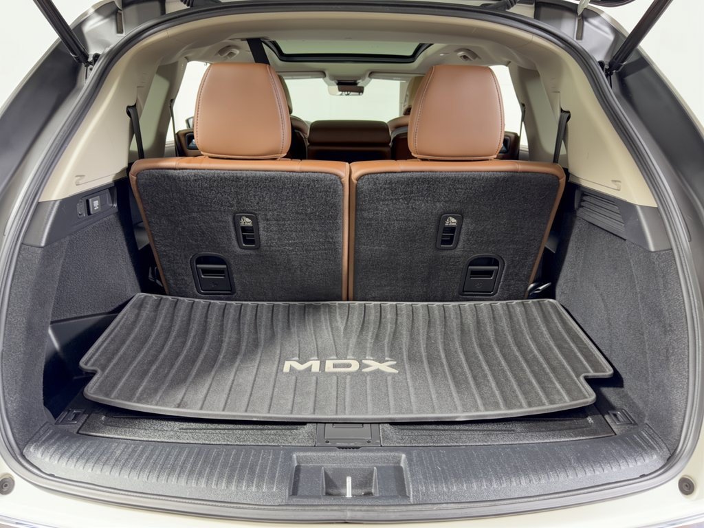 Used 2023 Acura MDX w/ Technology Package AWD/4WD image 28