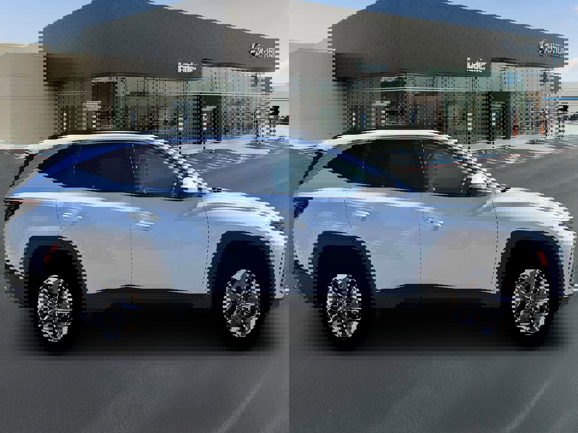 New 2026 Hyundai Tucson SEL w/ Tow & Go Package image 9