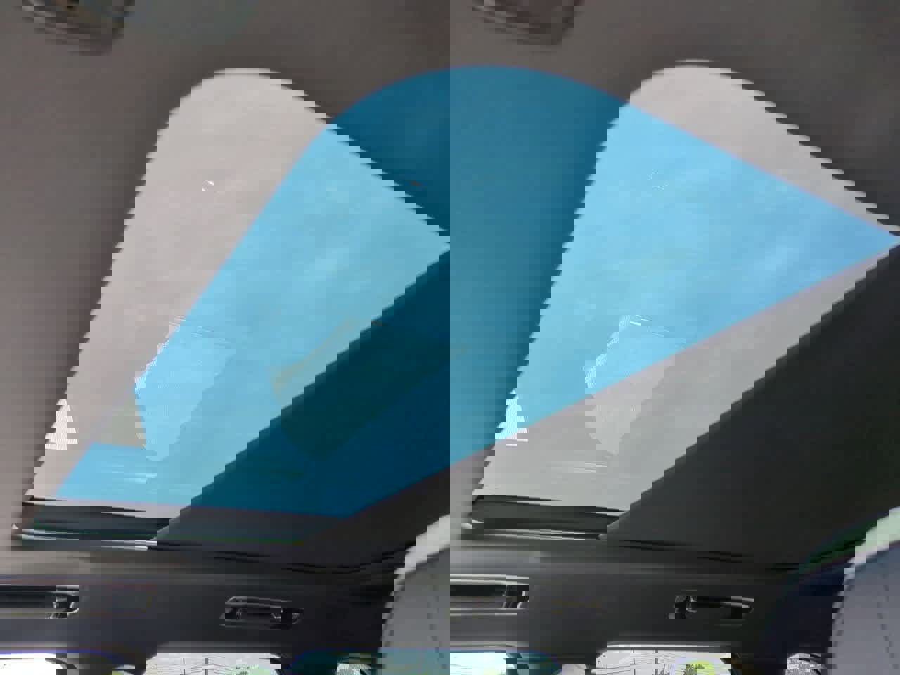 New 2025 Land Rover Range Rover Sport Dynamic SE image 17