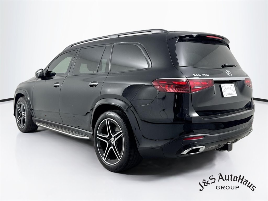 Used 2024 Mercedes-Benz GLS 450 4MATIC w/ Pinnacle Trim Package image 5