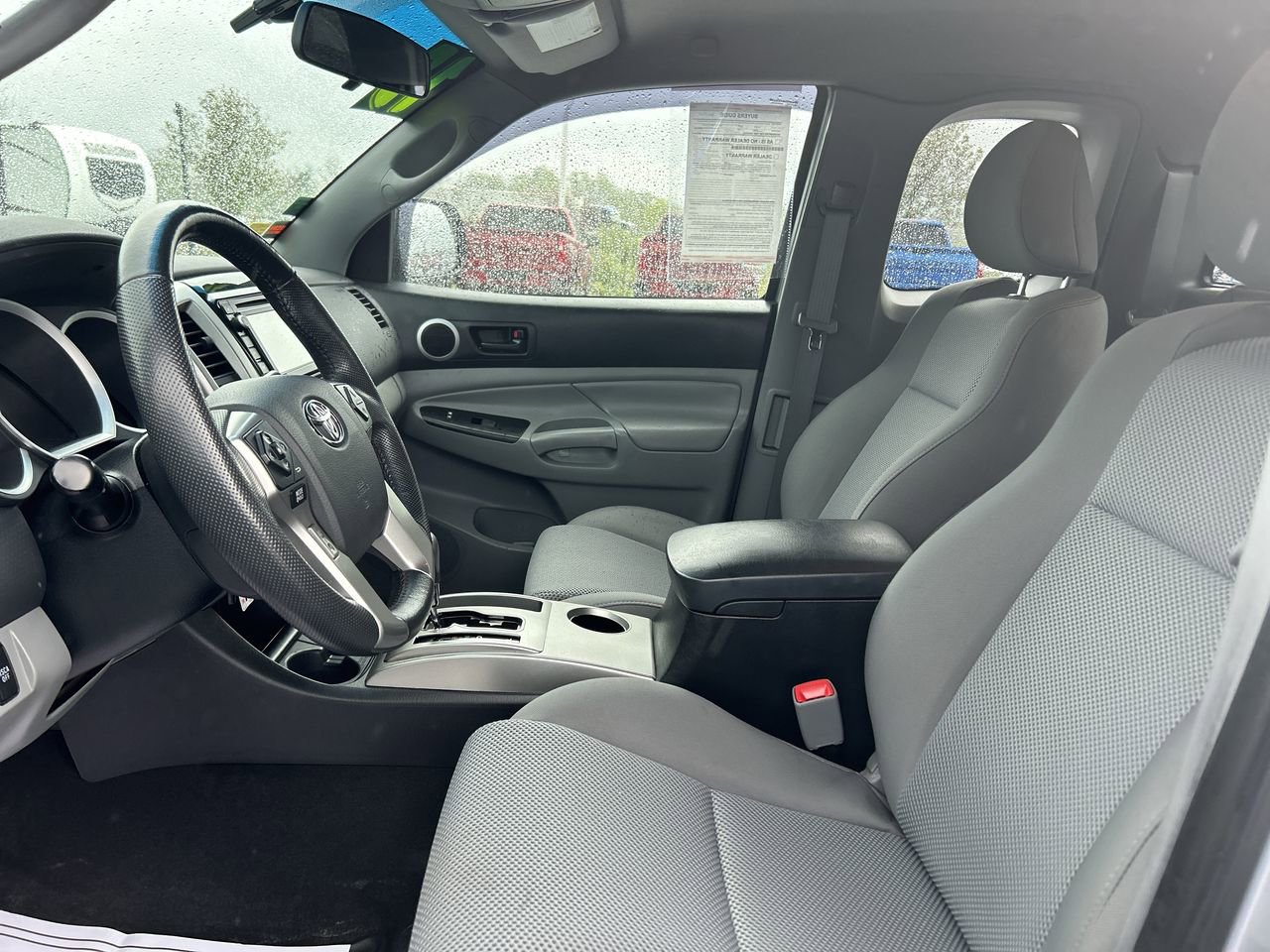 Used 2015 Toyota Tacoma 4x4 Access Cab V6 w/ TRD Sport Package image 22