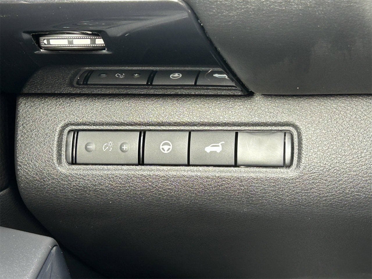 New 2026 Nissan Pathfinder SV FWD image 34