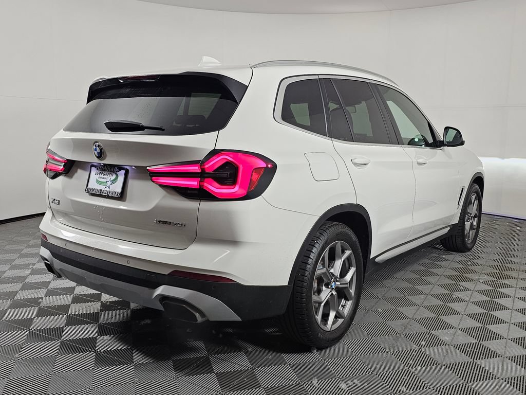 Used 2024 BMW X3 xDrive30i AWD/4WD image 7