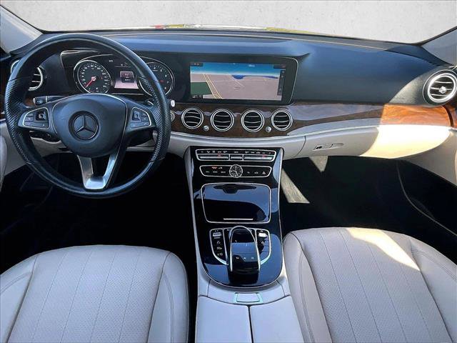 Used 2017 Mercedes-Benz E 300 4MATIC image 15