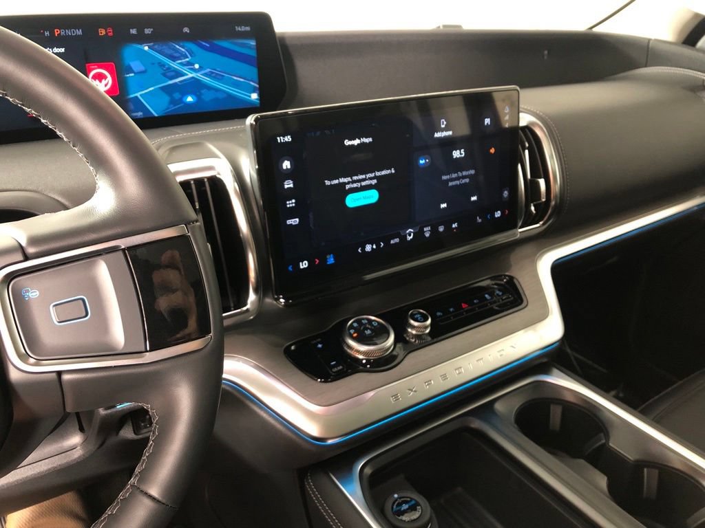 New 2026 Ford Expedition Platinum AWD/4WD image 2