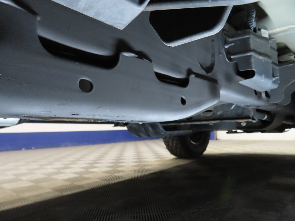 Used 2024 Chevrolet Silverado 2500 ZR2 w/ Technology Package image 11