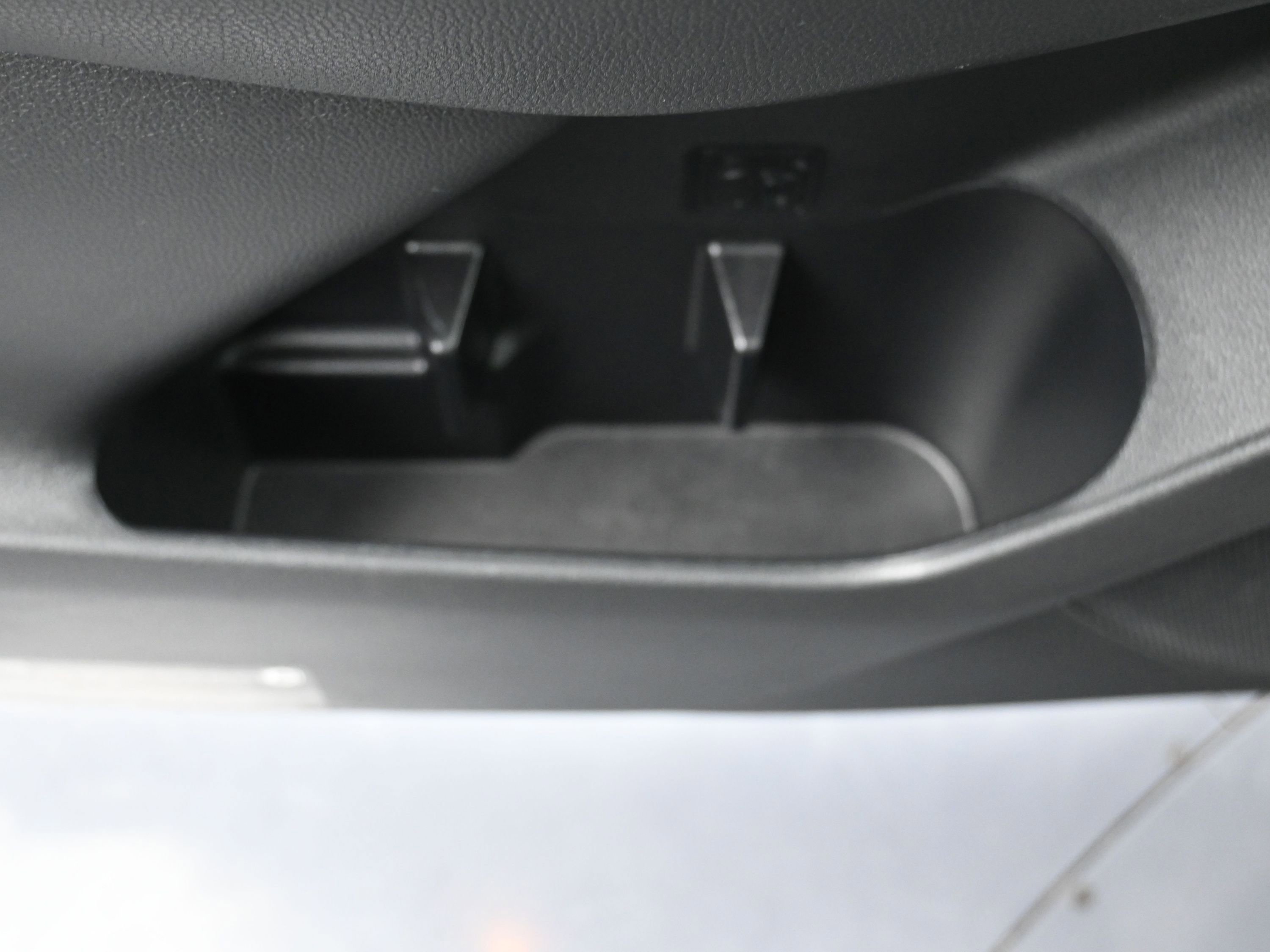 Used 2022 Subaru Ascent Limited w/ Technology Package image 18