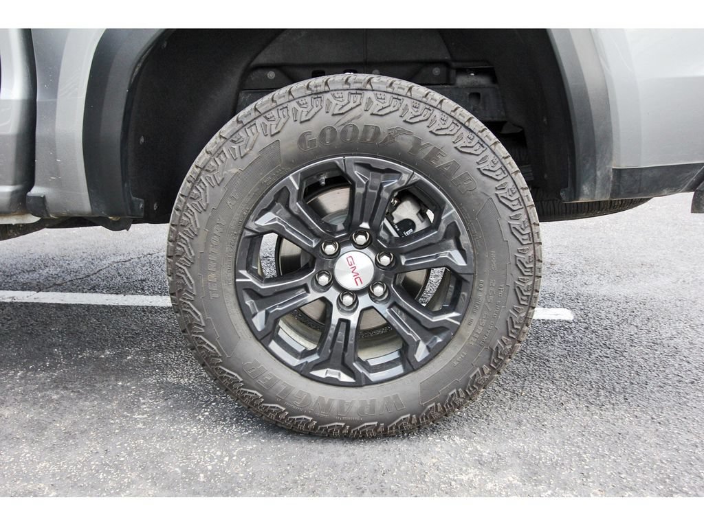 Used 2024 GMC Canyon Elevation w/ Convenience Package RWD image 28