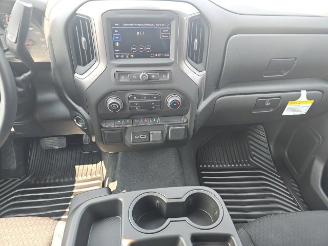 New 2026 Chevrolet Silverado 1500 Custom w/ Turbomax Blackout Package image 20