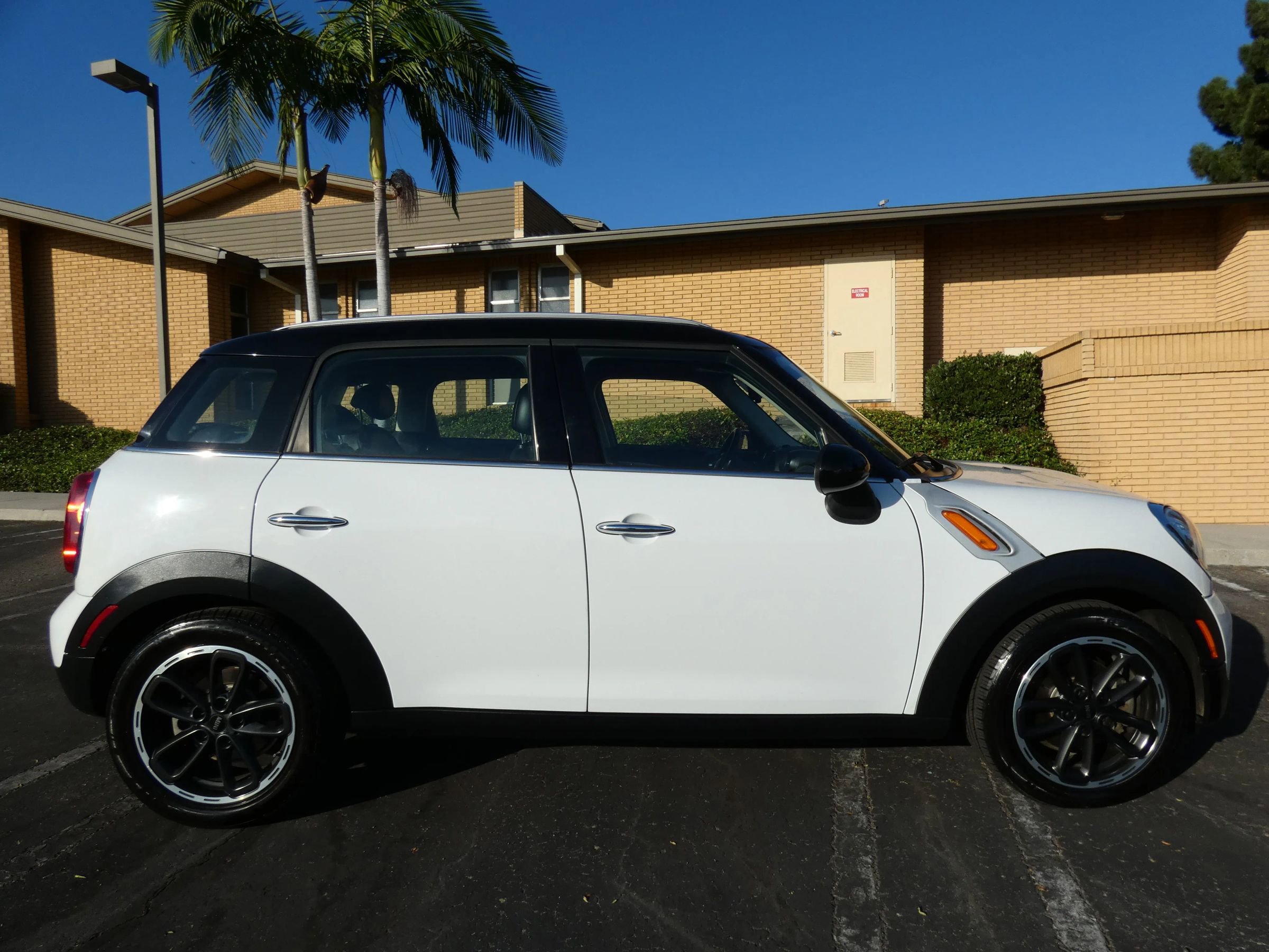 Used 2016 MINI Cooper Countryman image 6