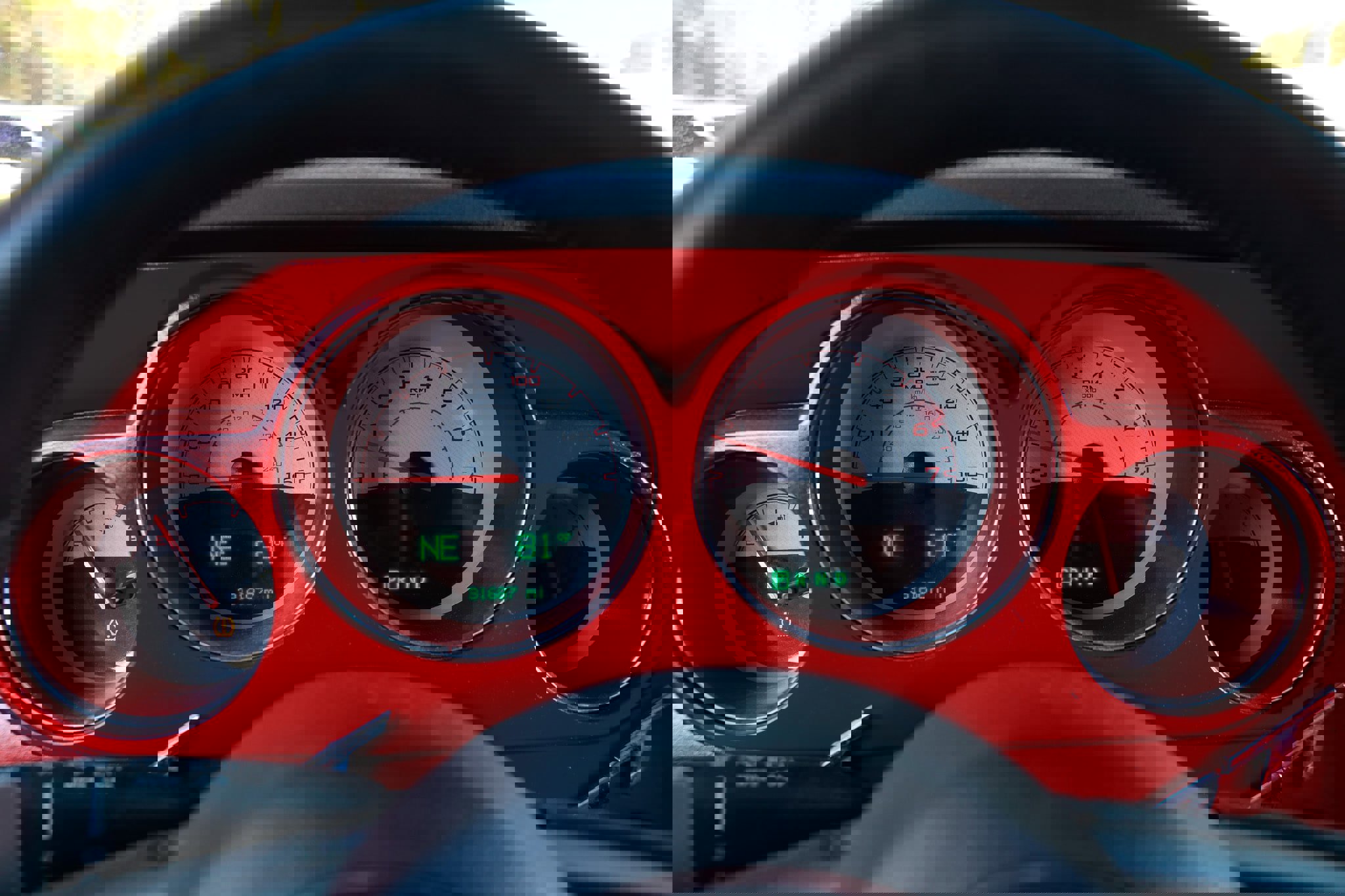 Used 2014 Dodge Challenger R/T image 28