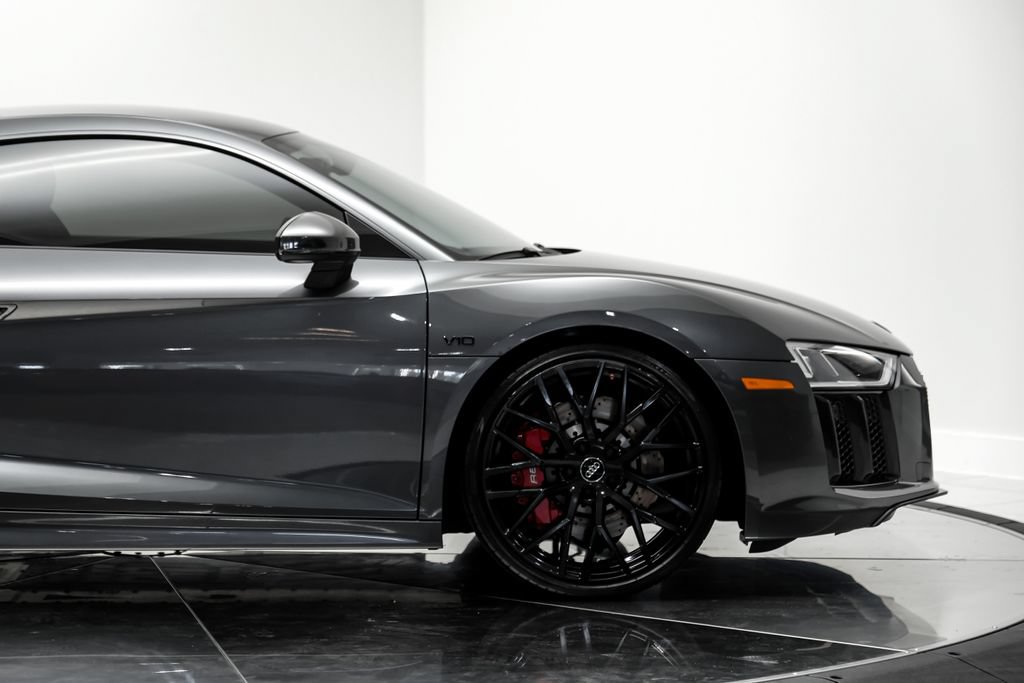 Used 2018 Audi R8 V10 AWD/4WD image 14