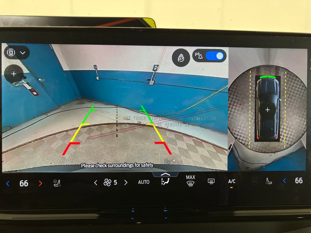 New 2025 Ford Expedition Max Active image 22