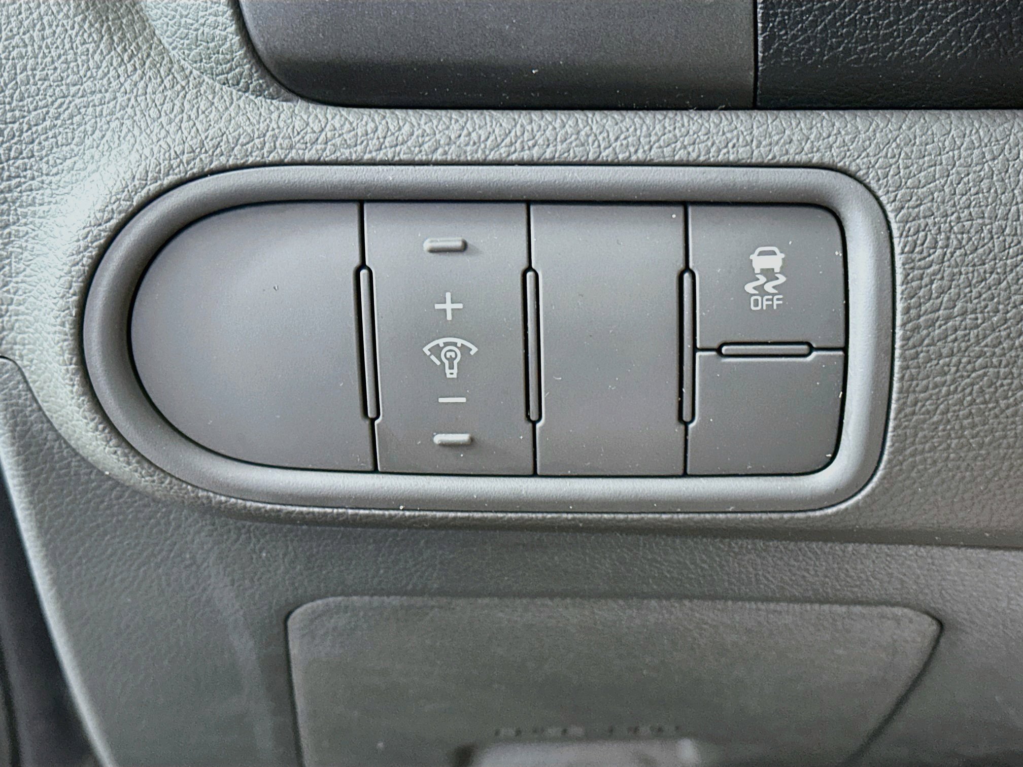 Used 2017 Kia Forte LX FWD image 16