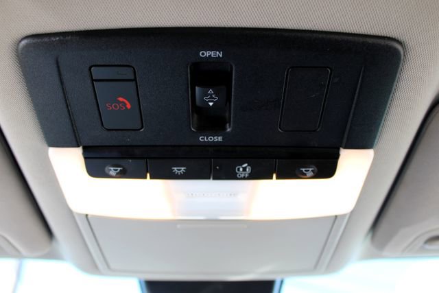 Used 2023 Nissan Altima 2.5 SV w/ SV Premium Package FWD image 34