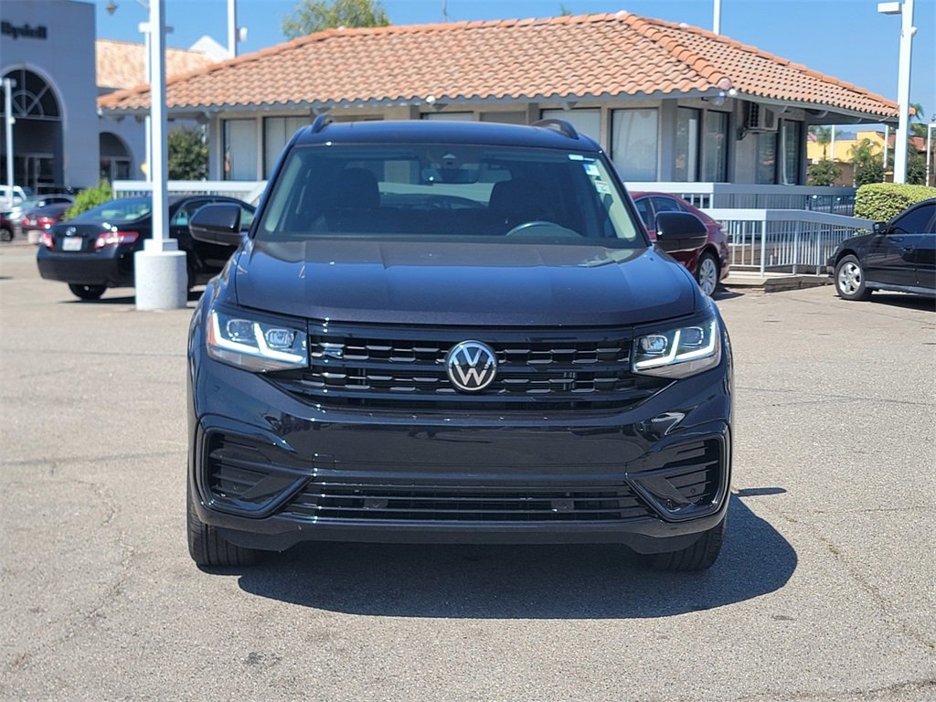 Used 2023 Volkswagen Atlas SEL R-Line image 2