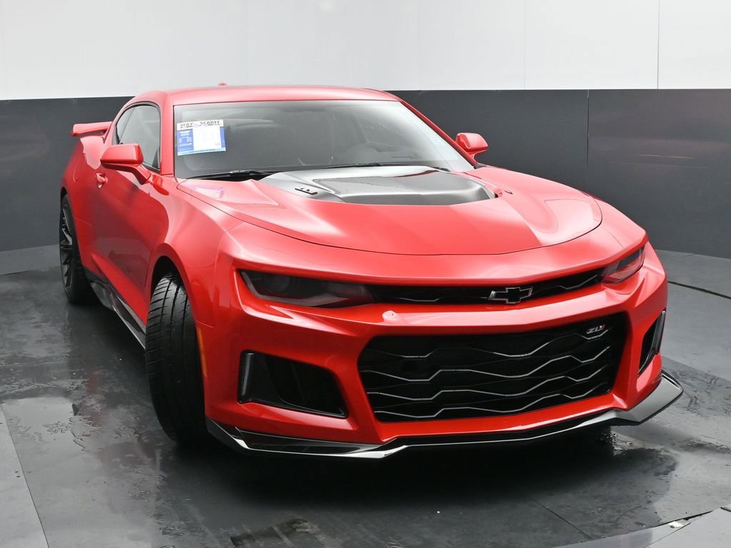 Used 2017 Chevrolet Camaro ZL1 image 8