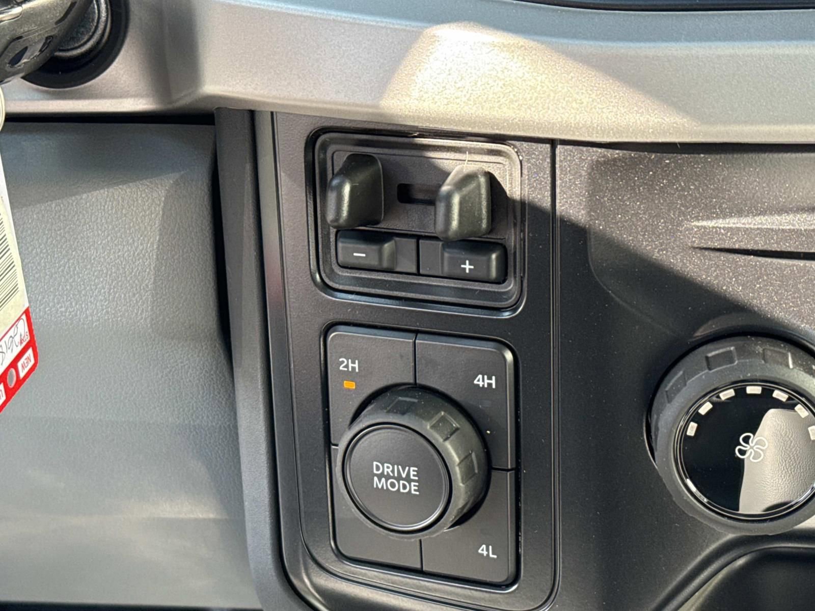 New 2026 Ford F550 4x4 Regular Cab Super Duty image 16